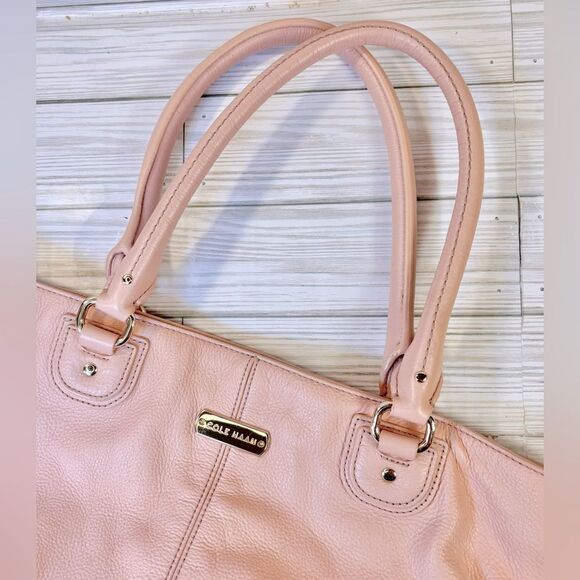040-Cole Haan Peach Pebbled Leather Shoulder bag - Picture 10 of 12